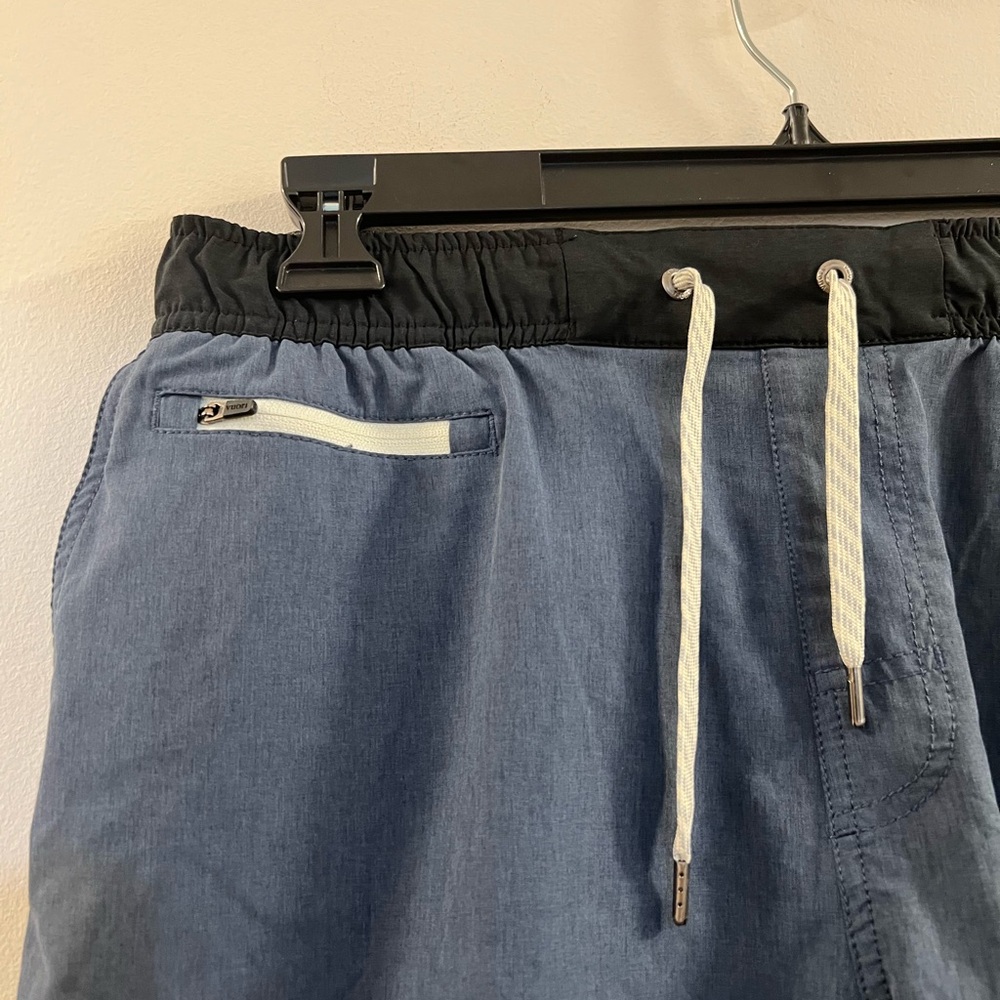 Vuori Banks Short 5” Azure Linen Texture oh. - Picture 9 of 14